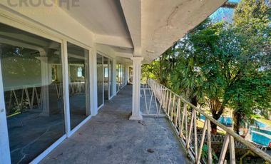 Local en renta en plaza Buena Vista campestre zona Briones Coatepec  Ver.