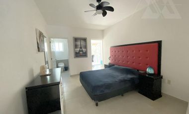 Venta  o Renta Casa sobre Avenida - Palmira Tinguindin, Cuernavaca Mor.