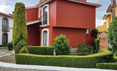 RENTA DE CASA EN RESIDENCIAL IBIZA EN LA PROVIDENCIA METEPEC