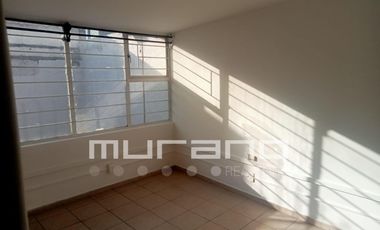 Casa con uso de suelo en Venta en Hacienda de Echegaray.