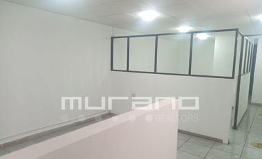 Casa con uso de suelo en Venta en Hacienda de Echegaray.