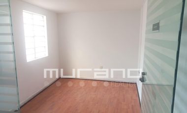 Casa con uso de suelo en Venta en Hacienda de Echegaray.