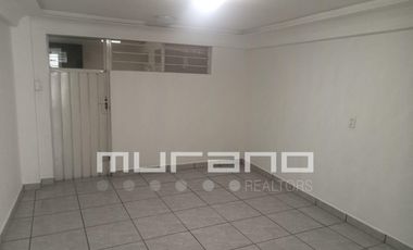 Casa con uso de suelo en Venta en Hacienda de Echegaray.