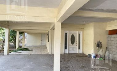 RENTA DE CASA AMUEBLADA DE 4 RECAMARAS Y AMPLIO PATIO EN COL. ALEJANDRO BRIONES, ALTAMIRA