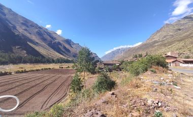 VENDO TERRENO DE 8000 M2 A PIE DE PISTA VALLE SAGRADO PISAC CUSCO PERU