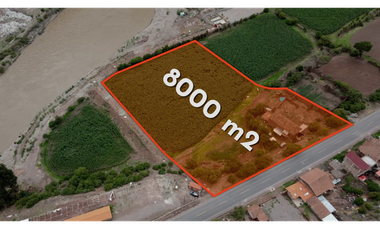 VENDO TERRENO DE 8000 M2 A PIE DE PISTA VALLE SAGRADO PISAC CUSCO PERU