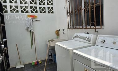 CASA AMUEBLADA EN RENTA DE UN PISO $15,500