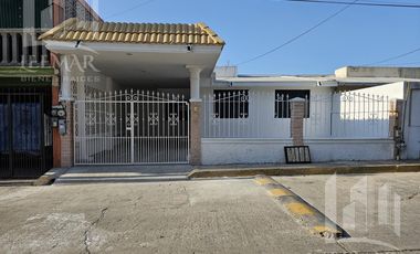 CASA AMUEBLADA EN RENTA DE UN PISO $15,500