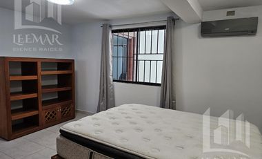 CASA AMUEBLADA EN RENTA DE UN PISO $15,500