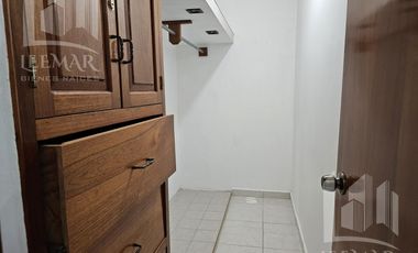 CASA AMUEBLADA EN RENTA DE UN PISO $15,500