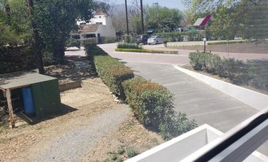 Departamento RENTA 2 Recámaras -CARRETERA NACIONAL– Las Misiones en Santiago, Nuevo León.