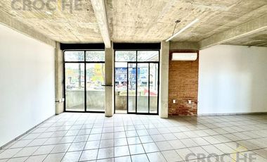 Oficina en renta planta alta esquina Lázaro Cárdenas Xalapa