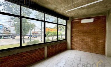 Oficina en renta planta alta esquina Lázaro Cárdenas Xalapa