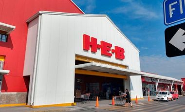Local en Renta HEB Las Puentes, N.L 250 m2