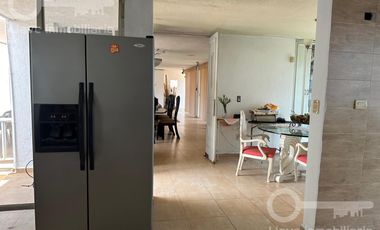 Casa amueblada en Venta y Renta en Av. López Mateo, Col. Petrolera, en Coatzacoalcos, Veracruz.