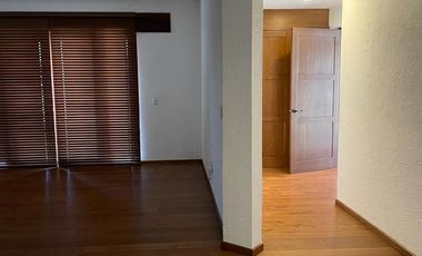 RENTA DE CASA EN FRACCIONAMIENTO CLUB DE GOLF LOS ENCINOS EN LERMA