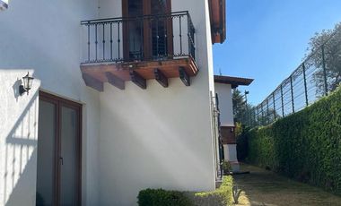 RENTA DE CASA EN FRACCIONAMIENTO CLUB DE GOLF LOS ENCINOS EN LERMA
