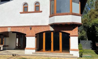 RENTA DE CASA EN FRACCIONAMIENTO CLUB DE GOLF LOS ENCINOS EN LERMA