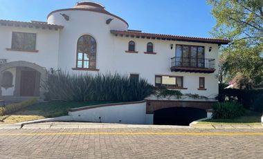RENTA DE CASA EN FRACCIONAMIENTO CLUB DE GOLF LOS ENCINOS EN LERMA