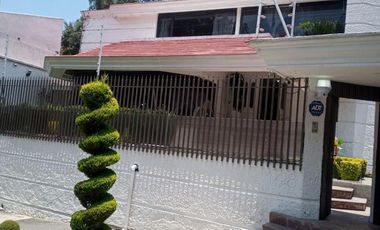 Casa en Renta en Jardines de la Montaña