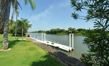 Boca del Río, CASA de Lujo y Terreno en VENTA junto al Río.