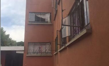 VENTA DE EDIFICIO, MUY COMERCIAL, CÉNTRICO
