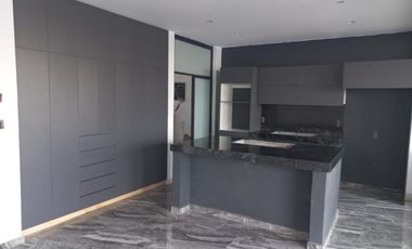 Casa en Fraccionamiento Burgos Bugambilias