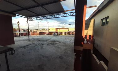 CASA VENTA CON LOCALES COMERCIALES LAS PUENTES SAN NICOLAS
