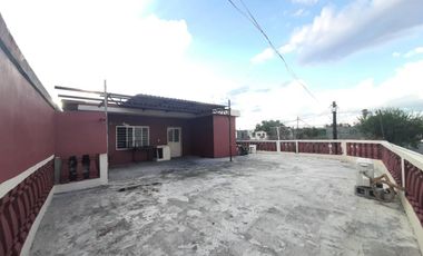 CASA VENTA CON LOCALES COMERCIALES LAS PUENTES SAN NICOLAS