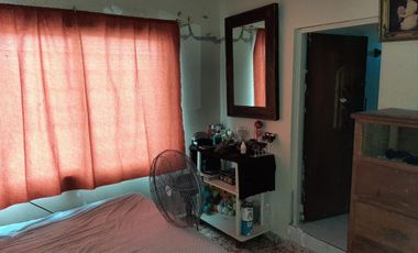 CASA VENTA CON LOCALES COMERCIALES LAS PUENTES SAN NICOLAS