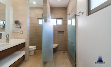 CASA EN VENTA, PLAYAS DEL CONCHAL