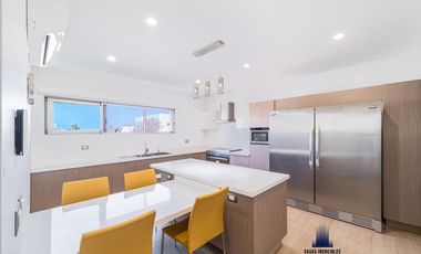CASA EN VENTA, PLAYAS DEL CONCHAL