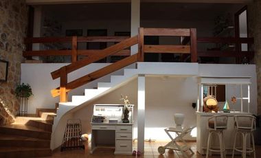CASA CON CANCHA DE TENIS EN VENTA TEQUES