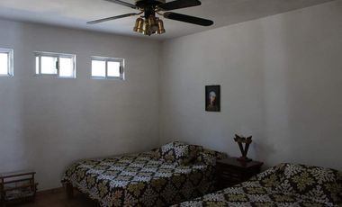 CASA CON CANCHA DE TENIS EN VENTA TEQUES