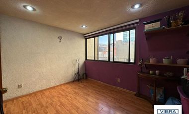 Linda casa 3 recámaras a la venta en Barrio 18
