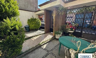 Linda casa 3 recámaras a la venta en Barrio 18