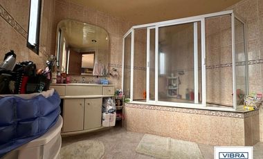 Linda casa 3 recámaras a la venta en Barrio 18