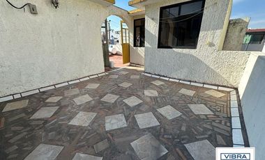 Linda casa 3 recámaras a la venta en Barrio 18