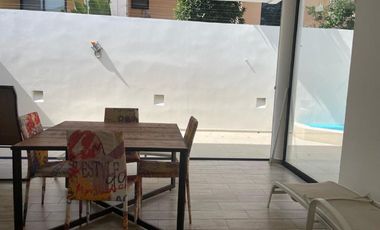Casa en venta en bosques de bambu en Playa del Carmen (1370)