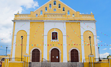 TERRENO FRENTE AL MAR A LA VENTA EN CELESTUN