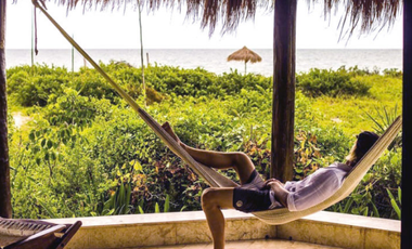 TERRENO FRENTE AL MAR A LA VENTA EN CELESTUN