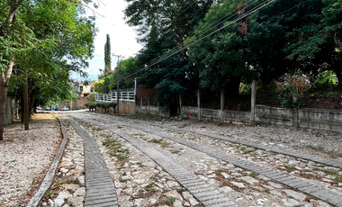 TERRENO EN VENTA EN FRACCIONAMIENTO COLINAS DEL SUR