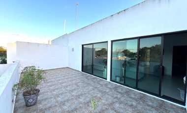 Venta Casa de 4 recámaras y Paneles Solares en Privada con Amenidades