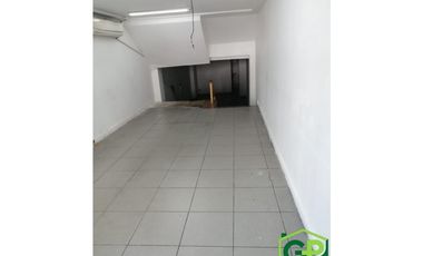 VENDO LOCAL  EN EL POBLADO - PARQUE