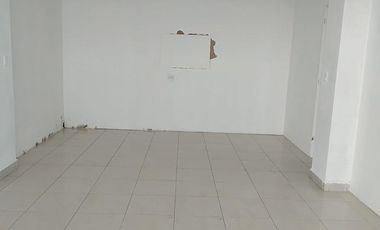 Local en renta de 32 y 40 metros cuadrados, Agrícola Bellavista, Metepec,
