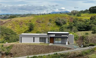 VENTA CASA CAMPESTRE VIA CERRITOS - CARTAGO (PEREIRA)