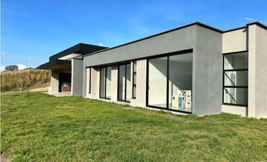 VENTA CASA CAMPESTRE PARA ESTRENAR PEREIRA VA CERRITOS - CARTAGO