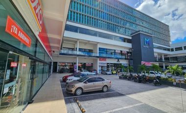 Local Comercial · Renta · Avenida 135 · Polígono Sur · Master Plaza