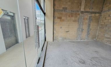 Local Comercial · Renta · Avenida 135 · Polígono Sur · Master Plaza