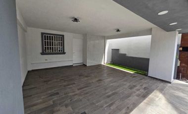Casa en Venta Fraccionamiento Privado, 3 Recámaras, 2.5 Baños y Vigilancia 24/7
